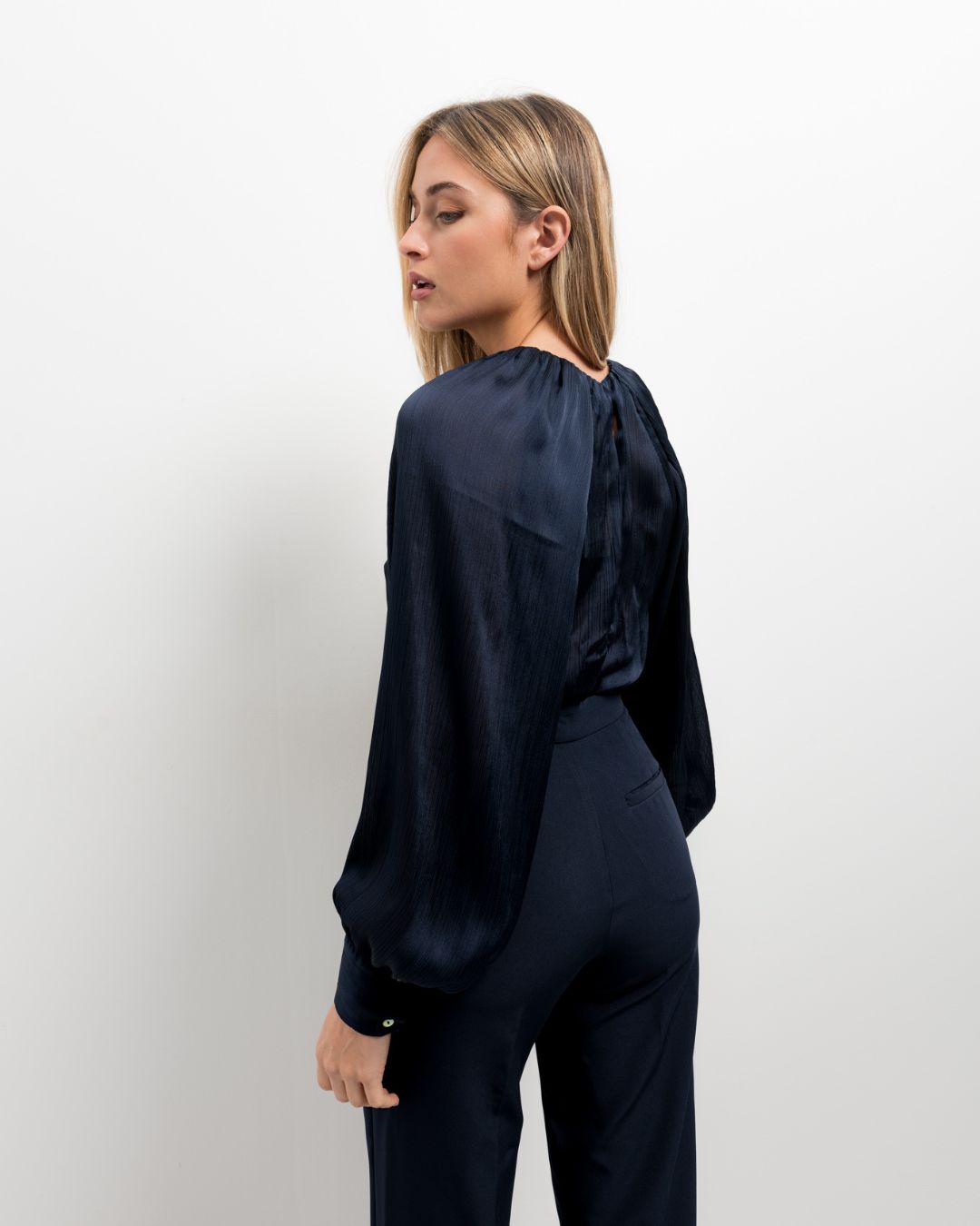 BLUSA MARIPOSA SATINADA